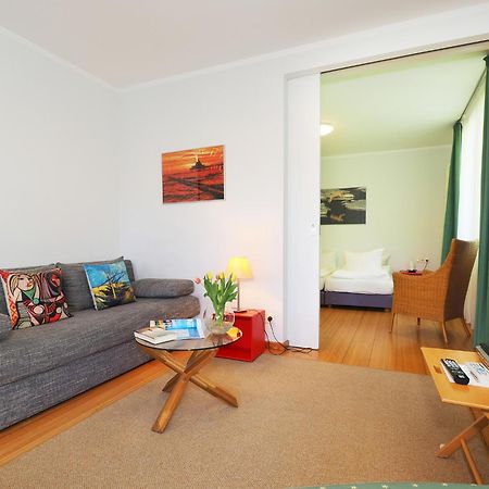 Kaiservillen Heringsdorf - Ferienwohnung Mit 1 Schlafzimmer Und Balkon D132 Dış mekan fotoğraf